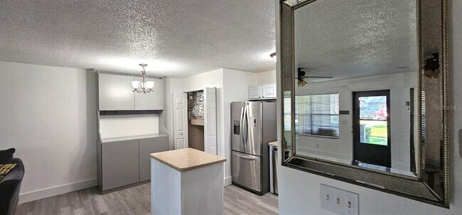 Building Photo - 320 Forestway Cir