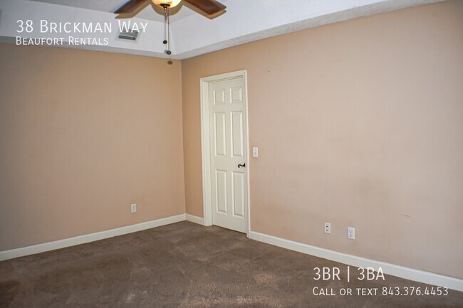 Building Photo - 38 Brickman Way