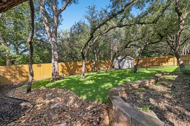Building Photo - 3904 Arroyo Seco