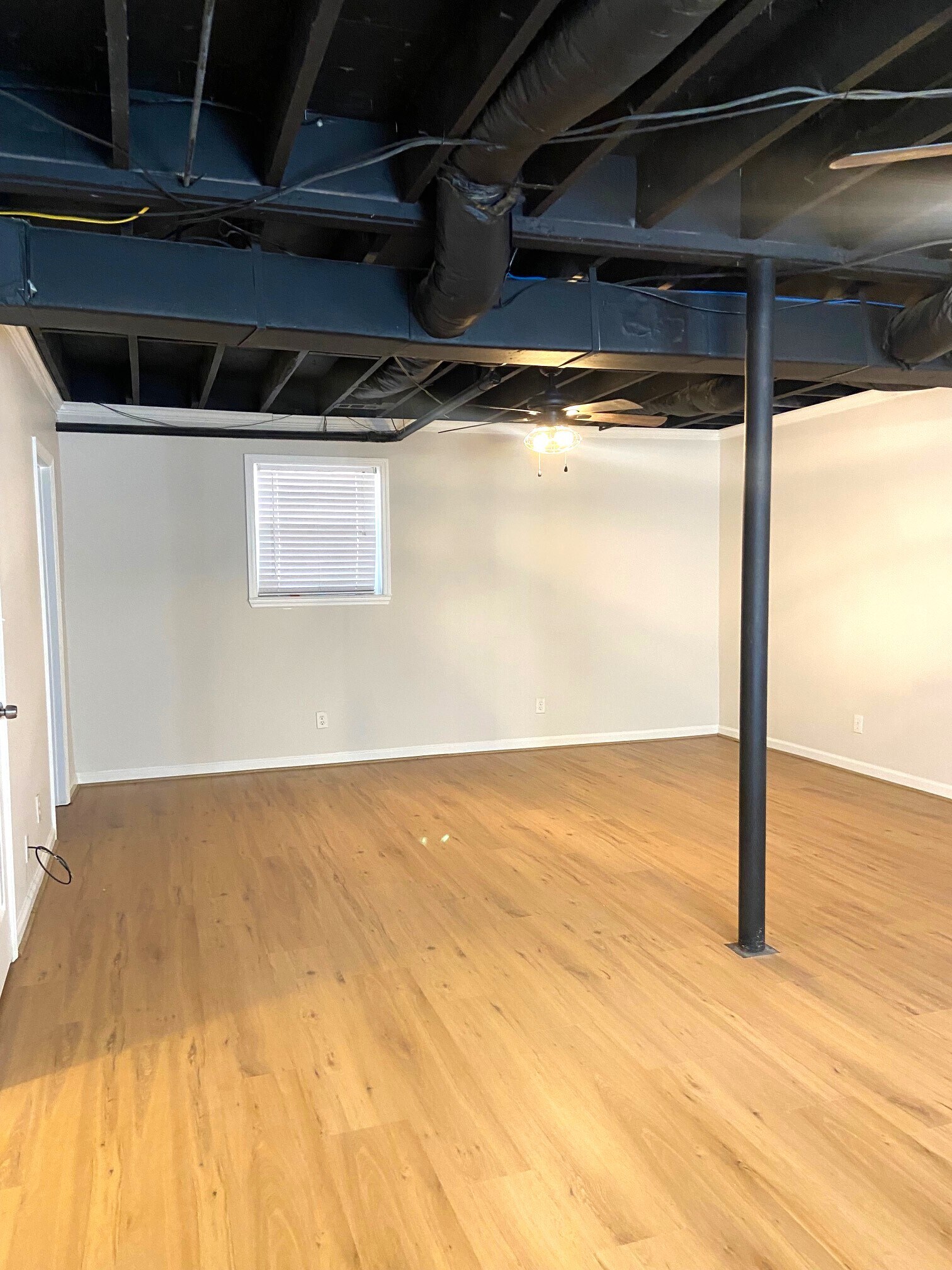 Building Photo - 336 Oak Leaf Cir