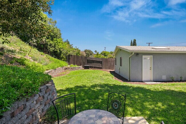 Building Photo - Welcome to your rare gem, dream home in Clairemont, San Diego!