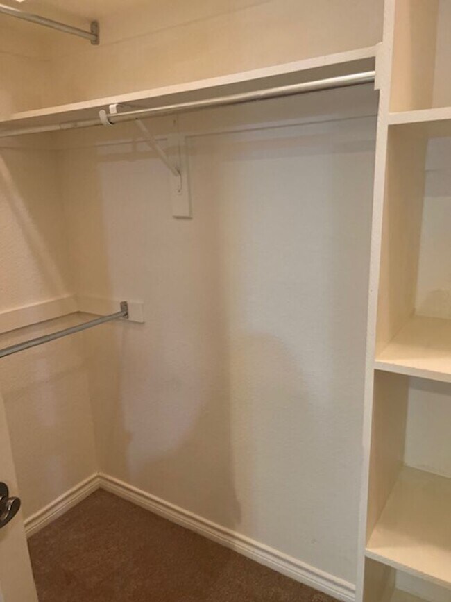 Building Photo - Beautiful 2 Bedroom 2 Bath condo in Georgetown