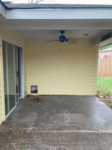 Building Photo - 2805 Hawthorne Ln