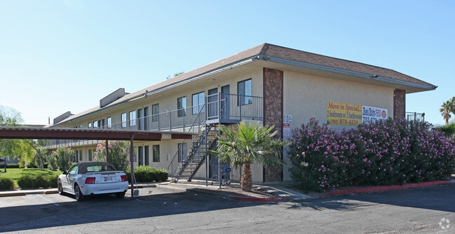 Primary Photo - Cohiba Courts Apartments