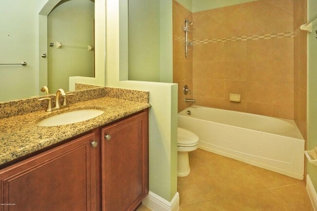 Building Photo - 374 Point Lobos Dr