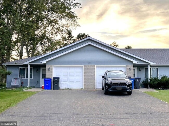 Primary Photo - 855 Highview Dr
