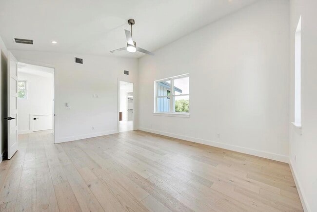 Building Photo - 200 Tillery Sq