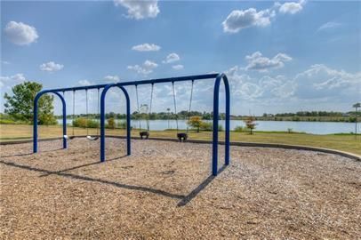 Building Photo - 3600 Cheyenne St