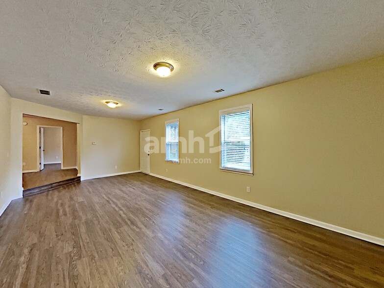 Building Photo - 247 Oceanliner Dr