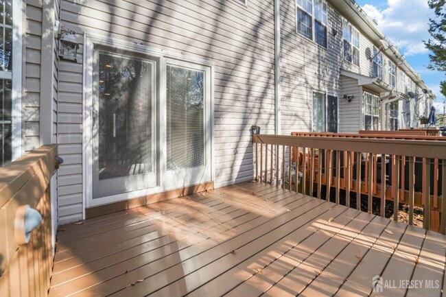 Building Photo - 13 Jill Ct