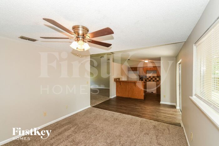 Building Photo - 6988 Oriely Dr S