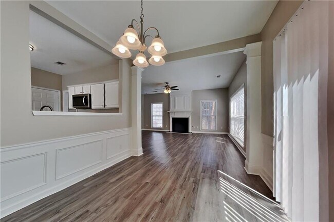 Building Photo - 4174 Glenaire Way NW