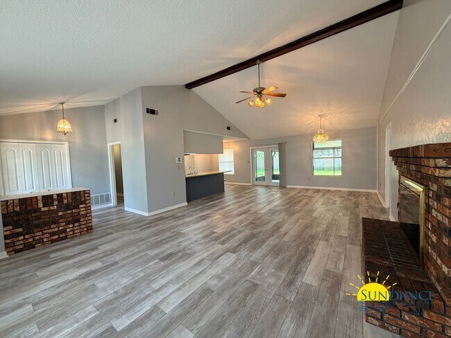 Building Photo - Comfortable 3BR Home in Fort Walton Beach Near Hurlburt Field & Eglin AFB!