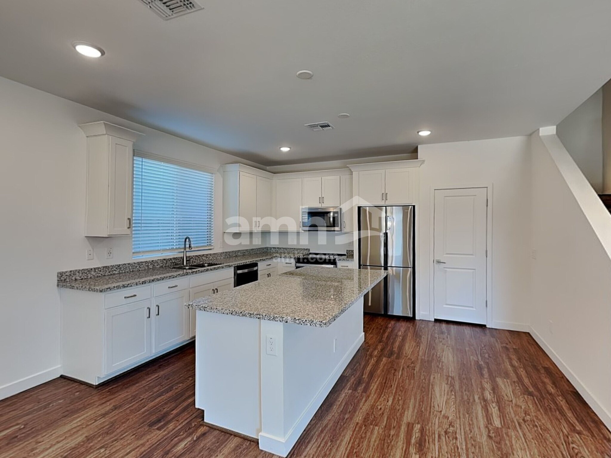 Building Photo - 4308 S 105th Dr