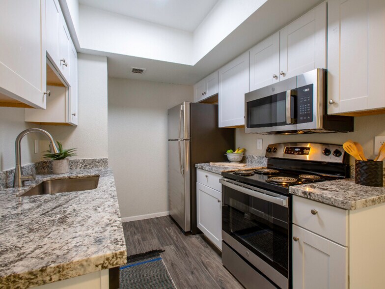 Alterra Apartments 801 S Prudence Rd Tucson AZ 85710 Apartment Finder