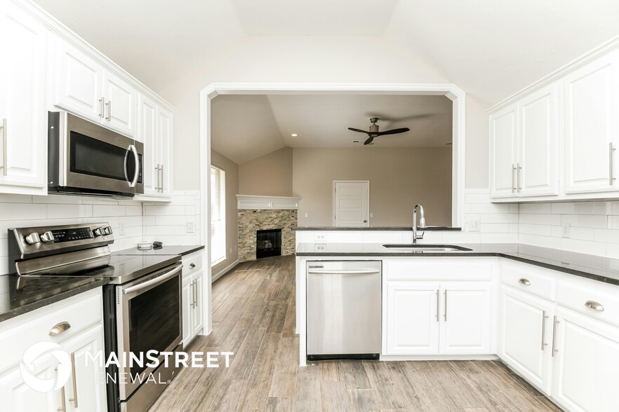 Building Photo - 13109 Bright Prairie Cir