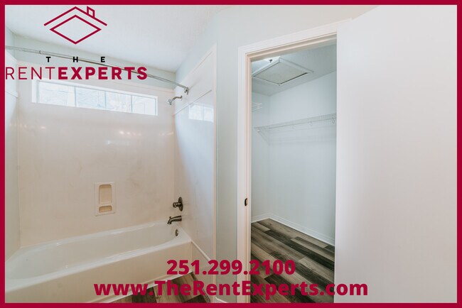 Building Photo - 9500 Ironwood Ct