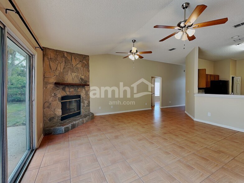 Building Photo - 12407 Hatton Chase Ln E