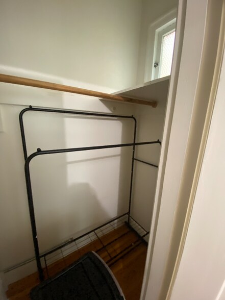 Building Photo - 1810 Euclid Ave