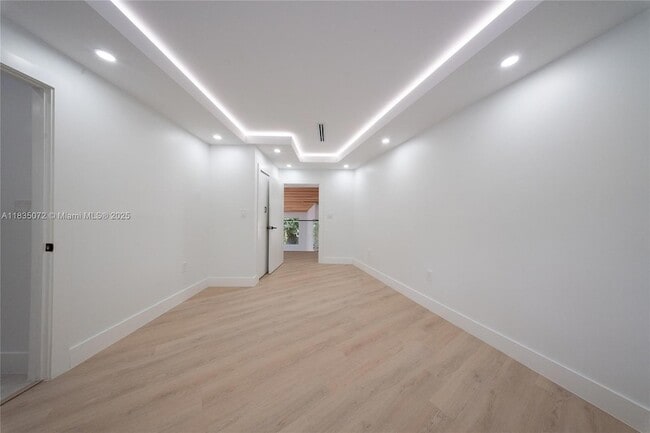 Building Photo - 6525 SW 133rd Dr