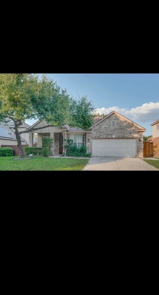 Building Photo - 3035 Fall Crest Dr