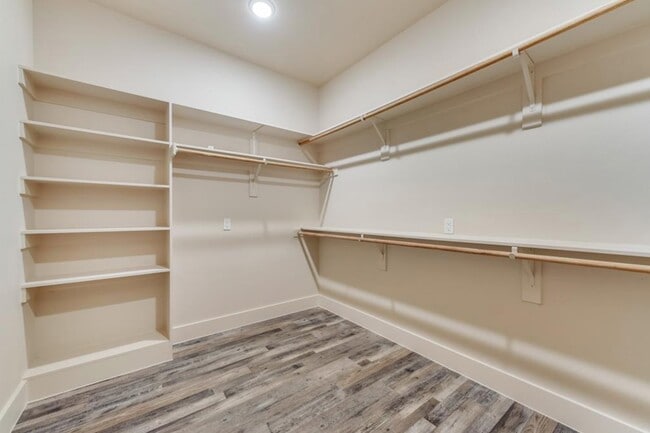 Building Photo - 2716 Brigham Ln