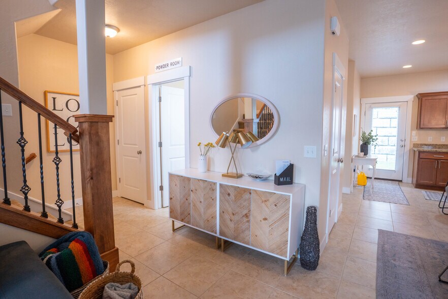 Building Photo - 9023 S Quarry Stone Way