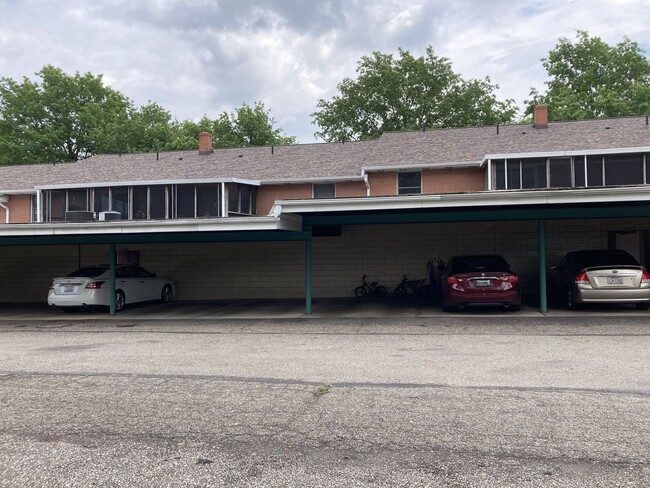 Carports - 7065 Starcliff Ave NW