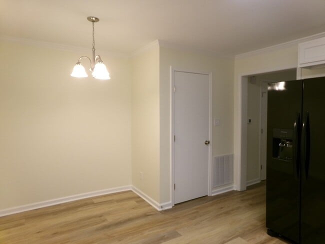 Building Photo - Peace Haven and US 421 Location