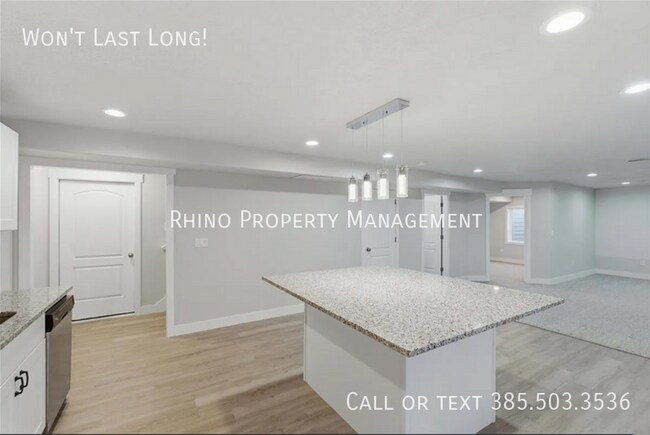 Building Photo - 4452 N Summer View Dr