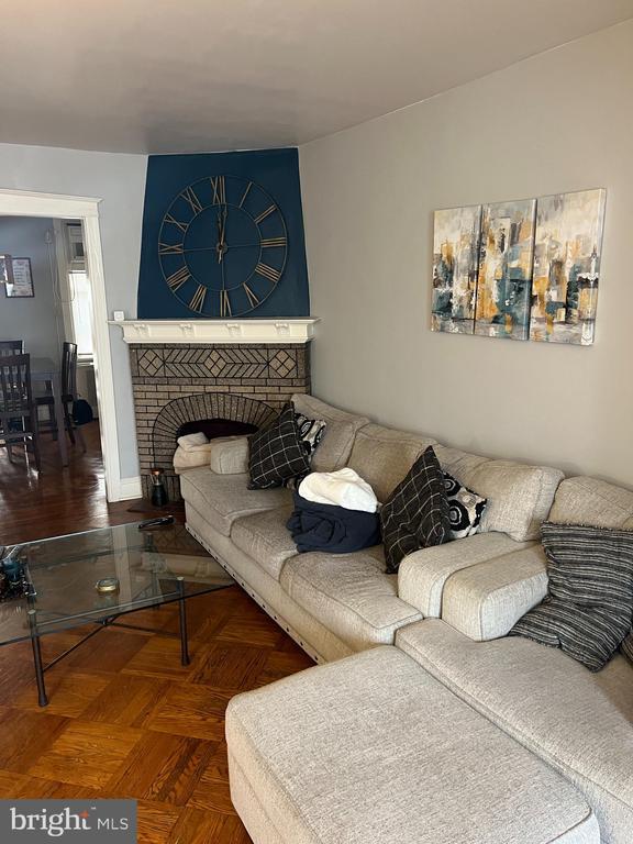 Primary Photo - 655 Gerhard St