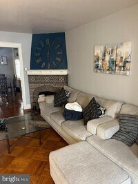 Building Photo - 655 Gerhard St