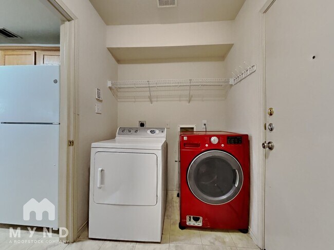 Building Photo - 14321 Lemongrass Ln