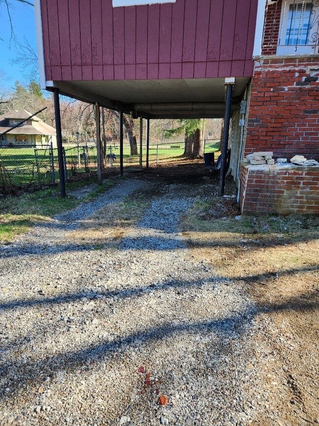 Building Photo - 3 Chase St