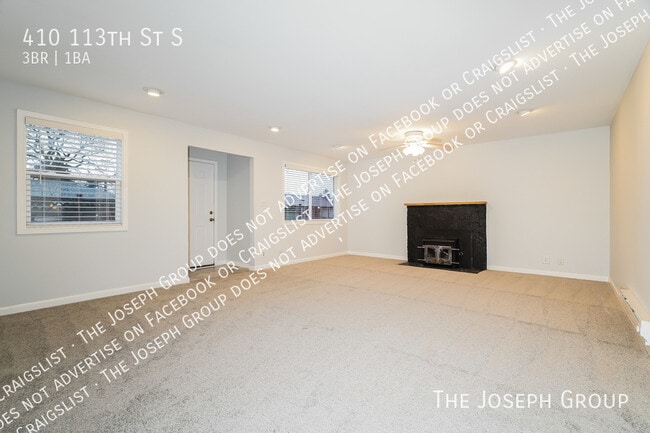 Building Photo - 410 113th St S