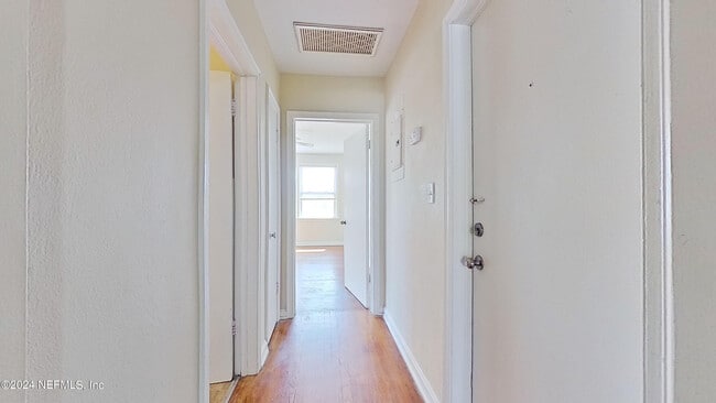 Building Photo - 1274 Belmont Terrace
