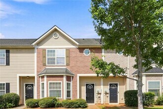 Building Photo - 8641 Thomas Ln