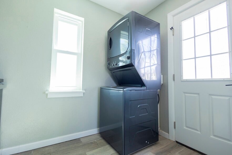 W&D - 1200 Chadbourne St