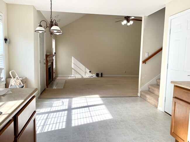 Building Photo - 1772 Ridge Runner Ct