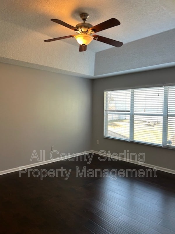 Building Photo - 1664 Pine Bay Dr