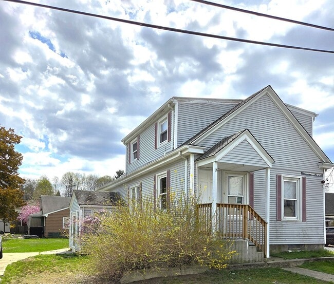 Building Photo - 5 Emanuel St