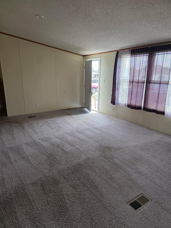 Building Photo - 3309 Valencia Dr