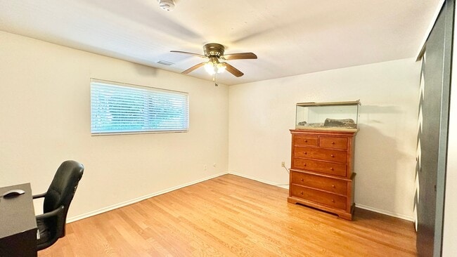 Building Photo - Awesome Single-Story Ranch-Style Home with...