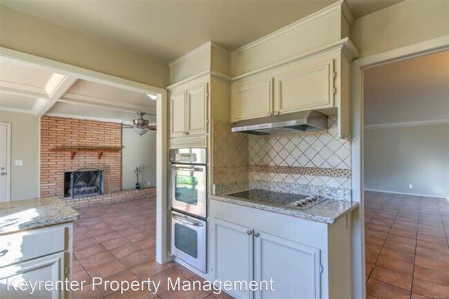 Building Photo - 3 br, 2 bath House - 8514 E 31st Pl S