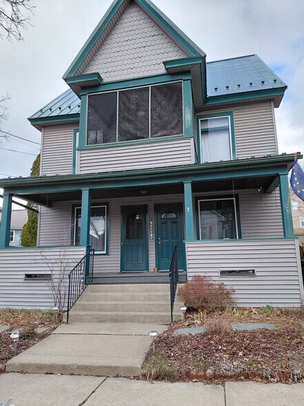 Building Photo - 1 Euclid Ave