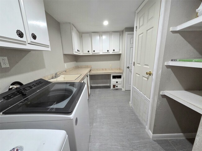 Building Photo - 5660 Honea Egypt Rd