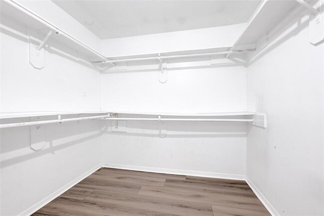 Building Photo - 2730 Mesquite Dr