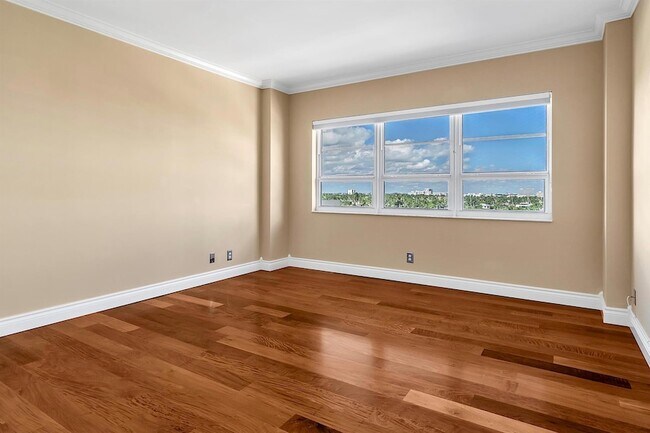 Building Photo - 2500 E Las Olas Blvd