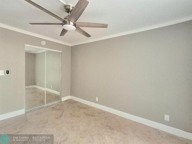 Building Photo - 1421 S Ocean Blvd