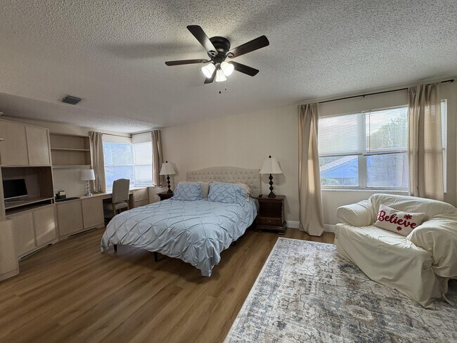 Building Photo - 2067 Cezanne Rd